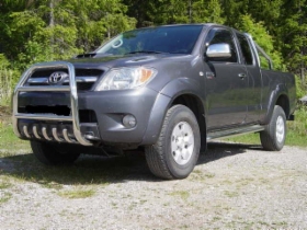 Toyota Hilux 2007-valoraudat ja kylkiputket